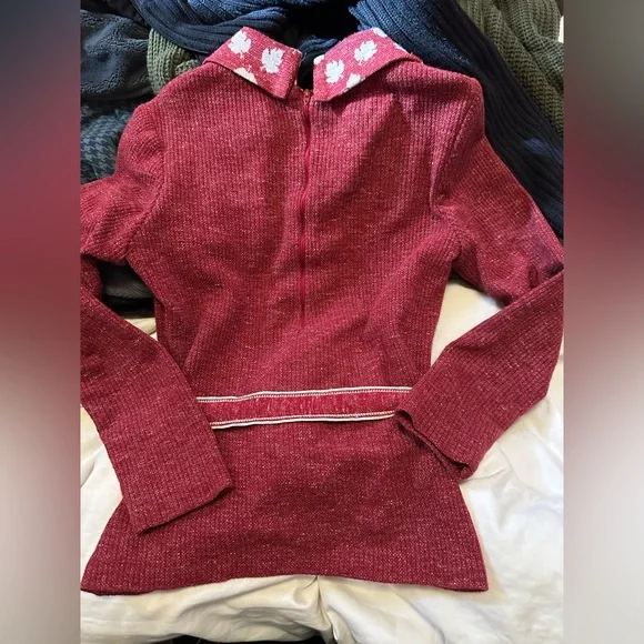 Vintage 1970s Red Knit Sweater with leaf Collar - Picture 6 of 10